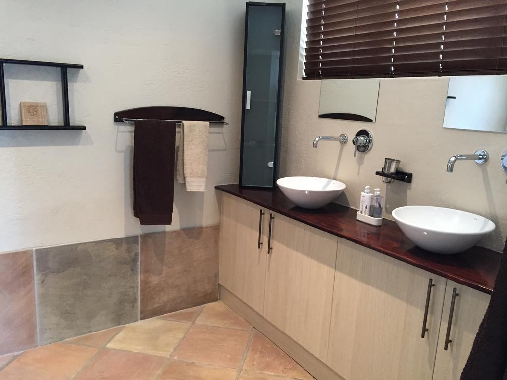 Haus Holzapfel Hotel Beaufort West Room photo