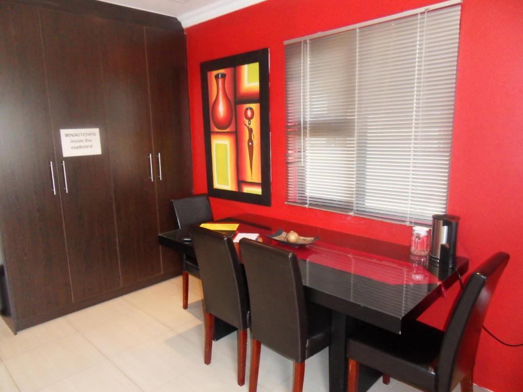 Haus Holzapfel Hotel Beaufort West Room photo